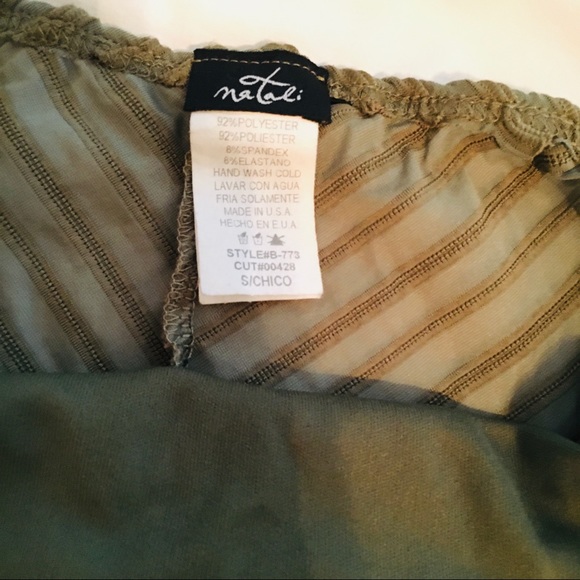 Halter Top - Picture 3 of 4